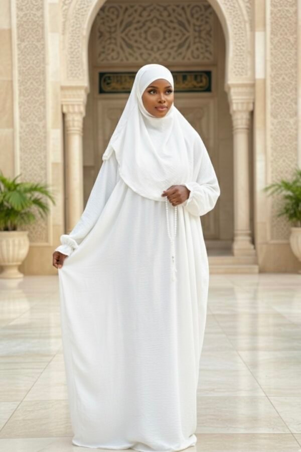 Robe + Khimar